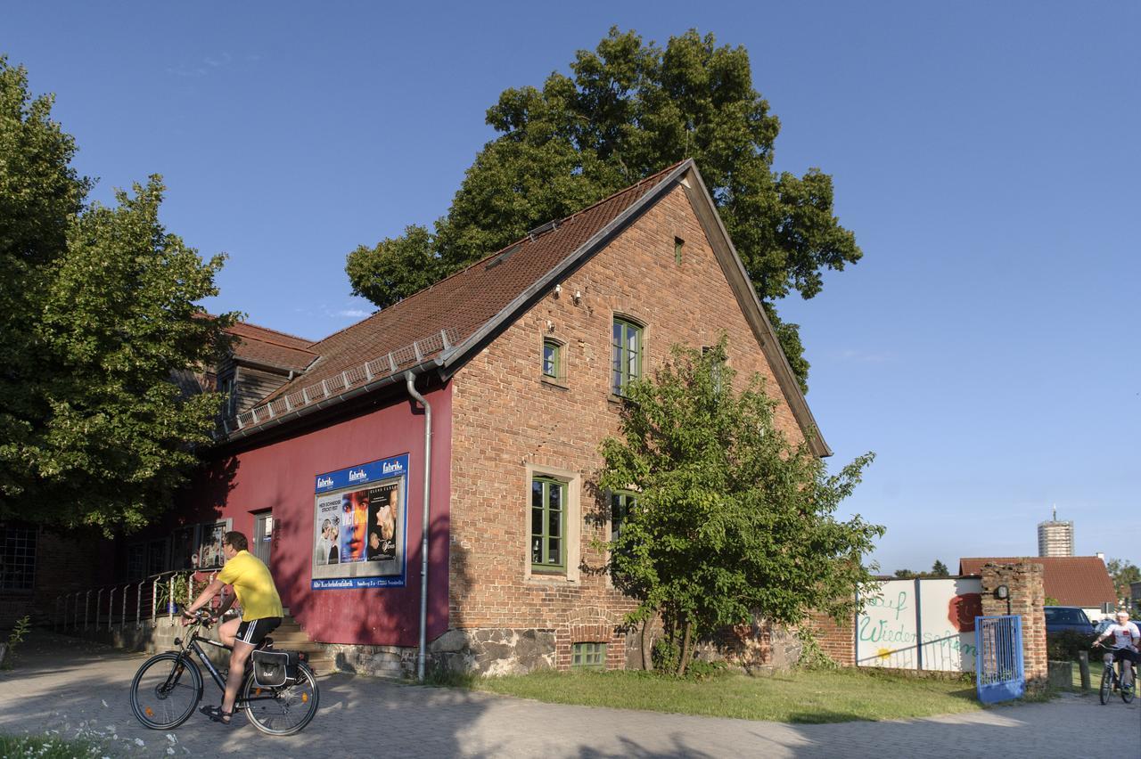 Hotel Basiskulturfabrik Oeko-hotel *